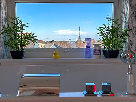 Penthouse Suite