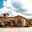 La Quinta Inn & Suites by Wyndham New Orleans West Bank