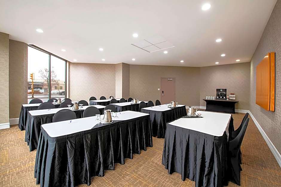 Delta Hotels Regina