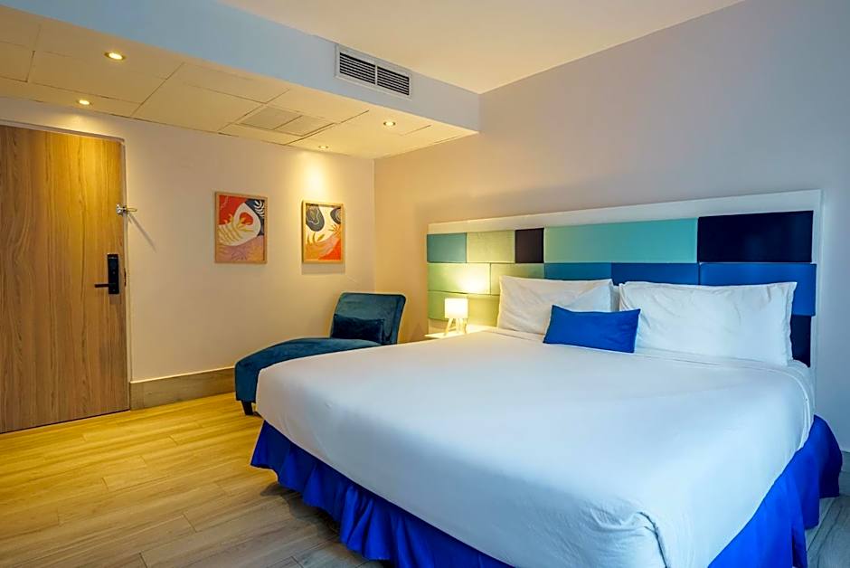 The Wave Hotel Condado By IHG