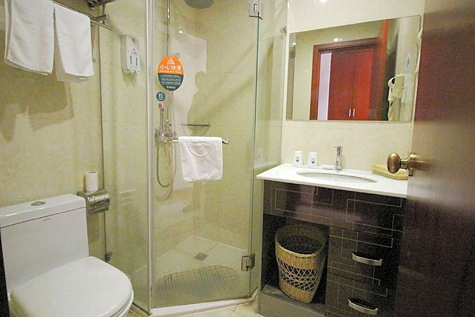 GreenTree Inn Changshu Fangta Park Pedestrian Street Business Hotel