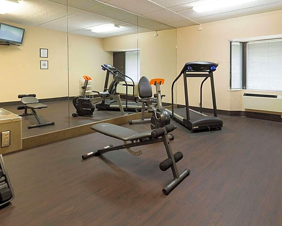 Comfort Inn & Suites Syracuse-Carrier Circle