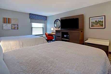 Queen Room with Two Queen Beds - Mobility and Hearing Access/Non-Smoking