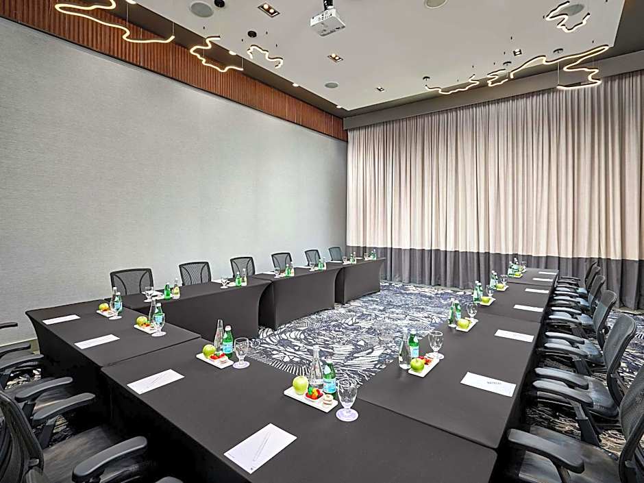 Novotel Toronto Vaughan Centre Hotel