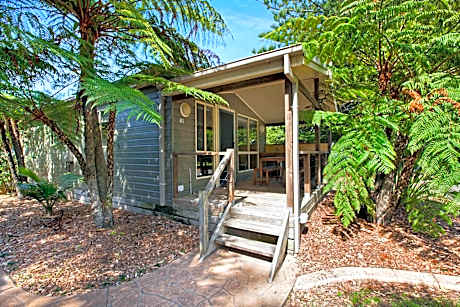 Family Cabin with Spa Bath
