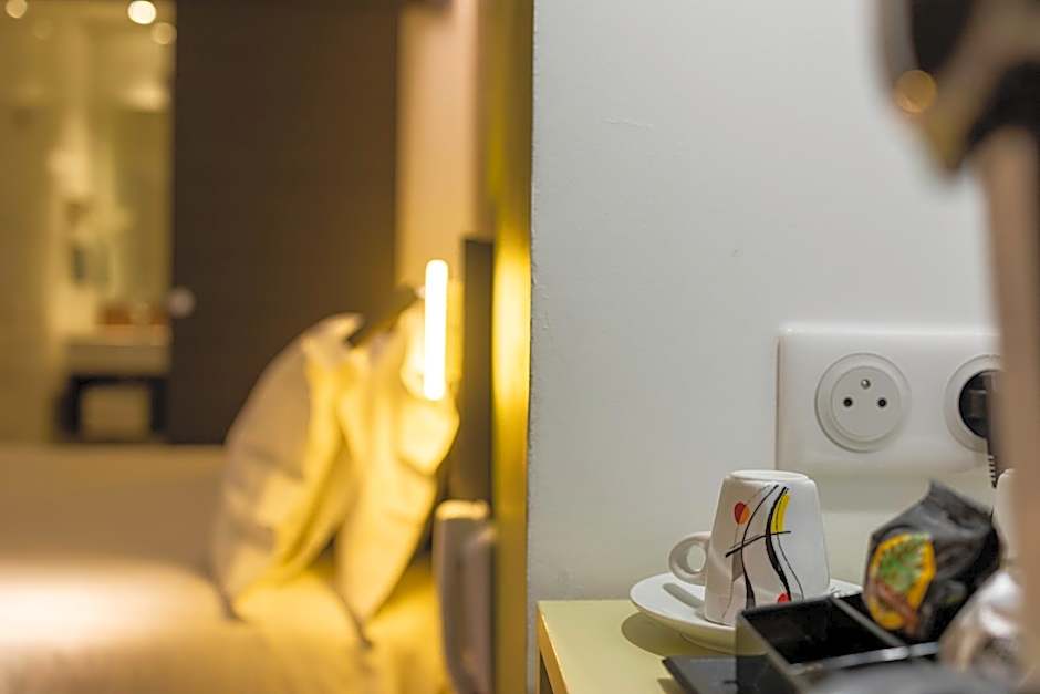 Kyriad Frejus Centre