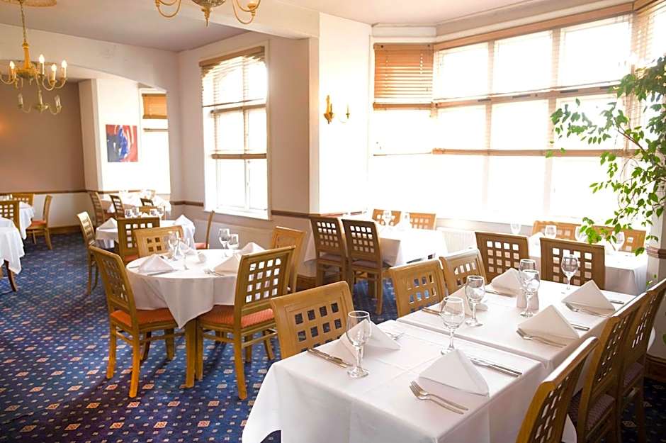 Tree Hotel at Iffley