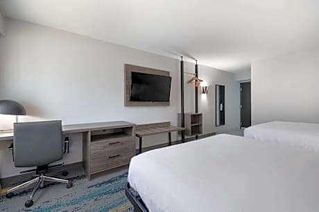 Standard Queen Room with Two Queen Beds - Non Smoking