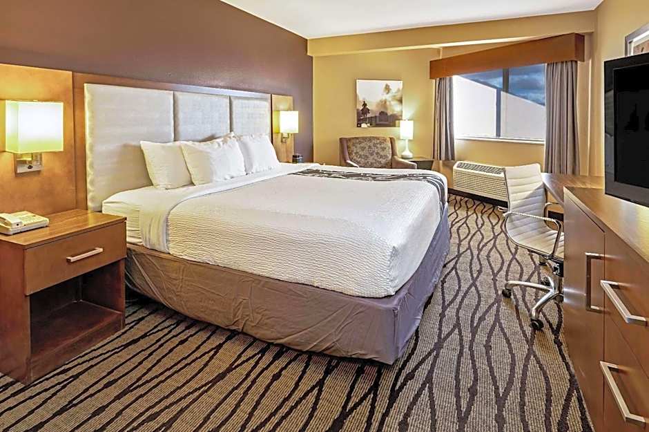 La Quinta Inn & Suites by Wyndham Butte