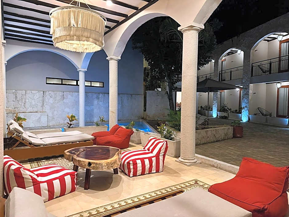 Los Frailes Concept Hotel