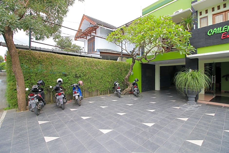 RedDoorz Plus @ Taman Siswa 2