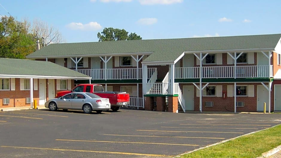 Luxury Inn Forrest City