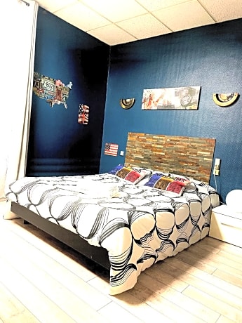 Studio-Standard-Private Bathroom