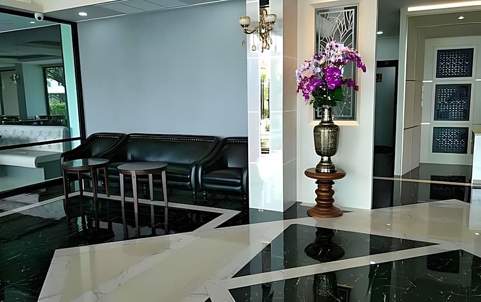 ATK Garden Hills Hotel