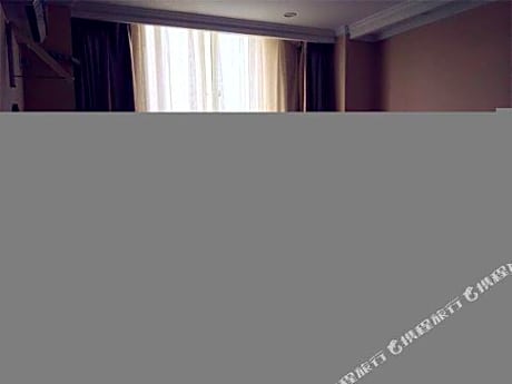 Home Inn Paibai Yun Hotel (Taizhou Wanda Plaza)