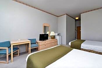 Econo Lodge Inn & Suites
