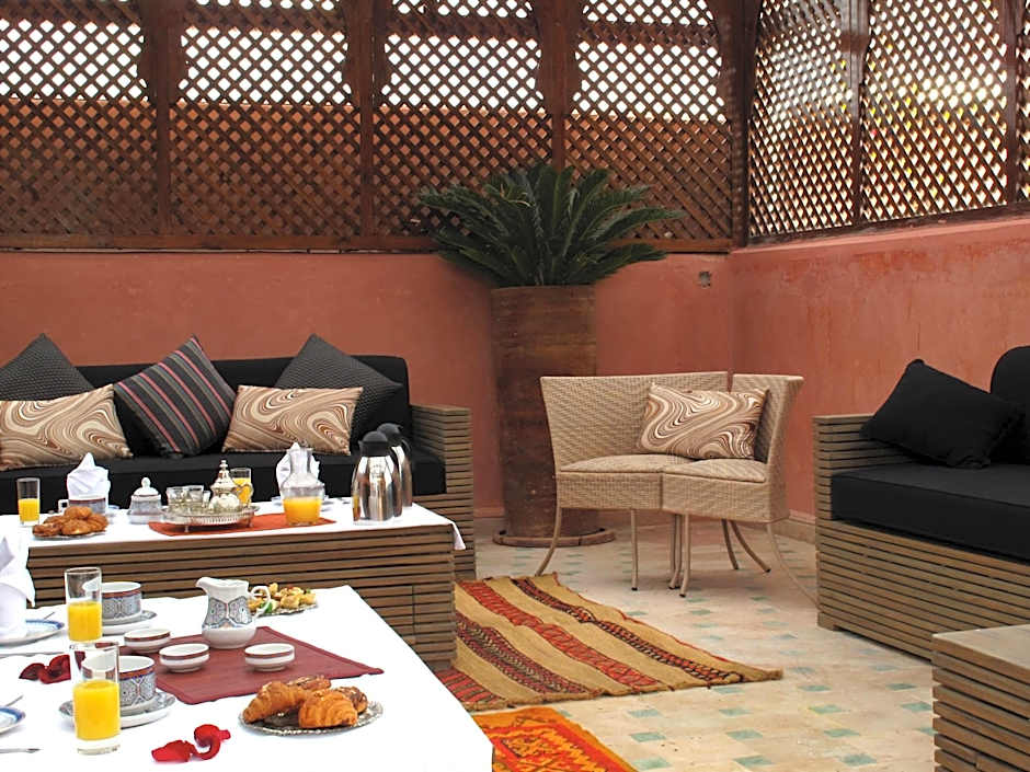 Riad Le Perroquet Bleu Suites & Spa