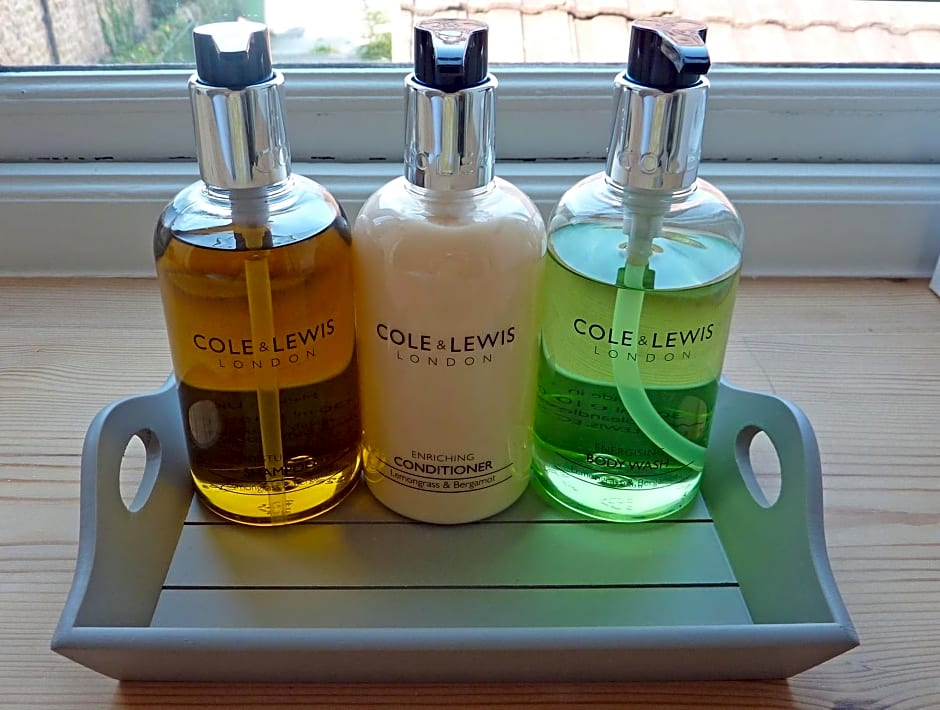 Westbury Cross House Bed & Breakfast