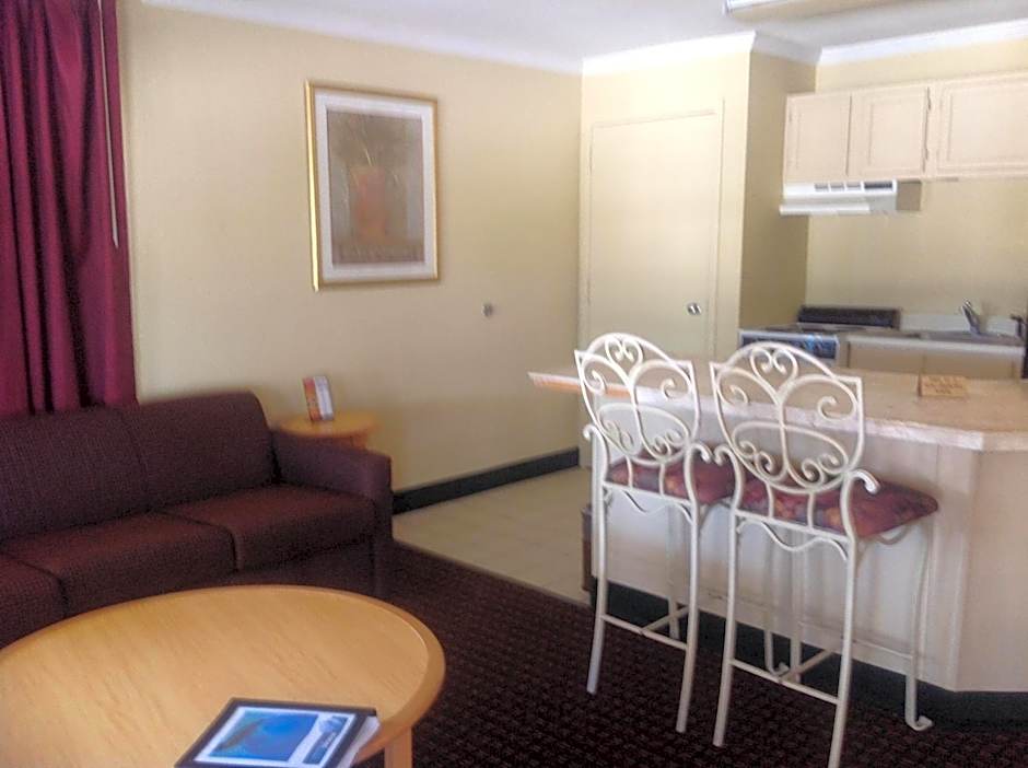 Days Inn by Wyndham Destin