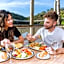 Hotel Selwo Lodge - Animal Park Tickets Included