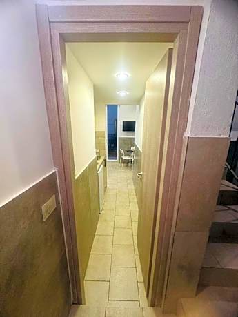 One-Bedroom Apartment with Balcony