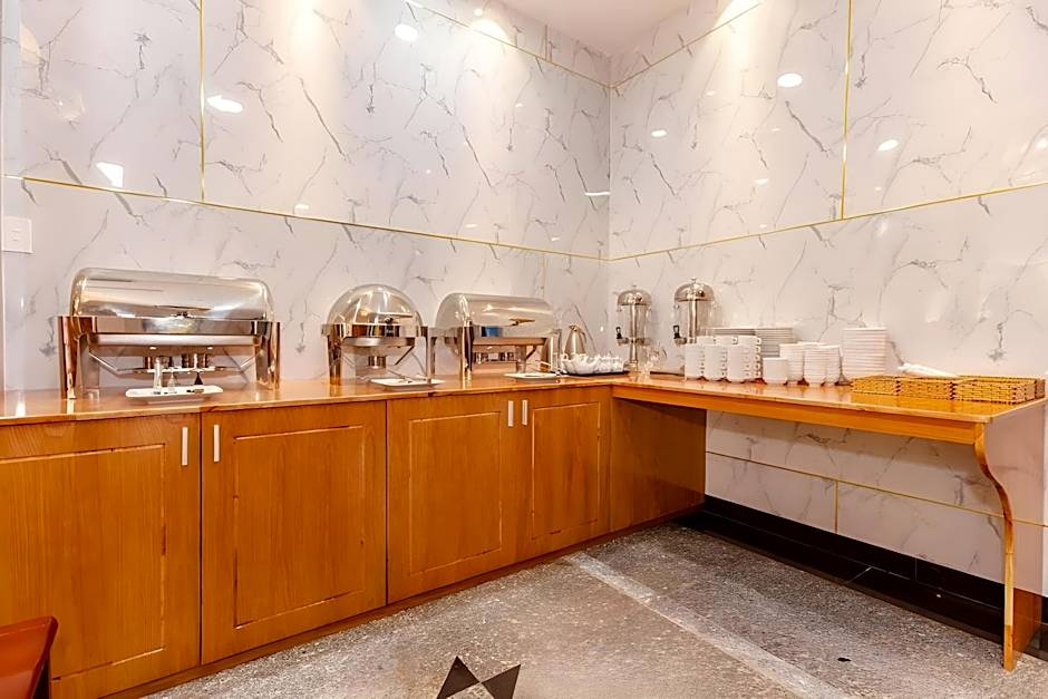 Hoa De Nhat - San Bay Tan Son Nhat 