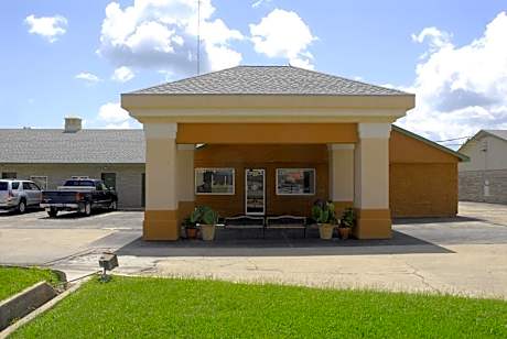 America's Best Inn and Suites Emporia