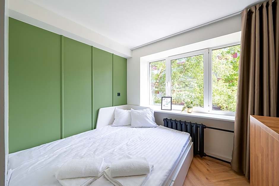 Oasis Airport Studios by RevalHome