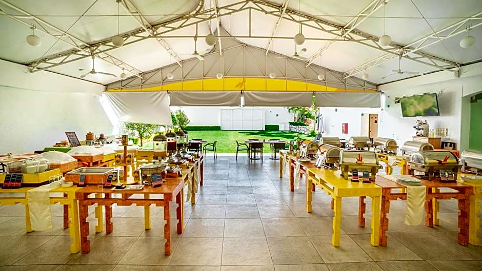 Hotel Magico Inn