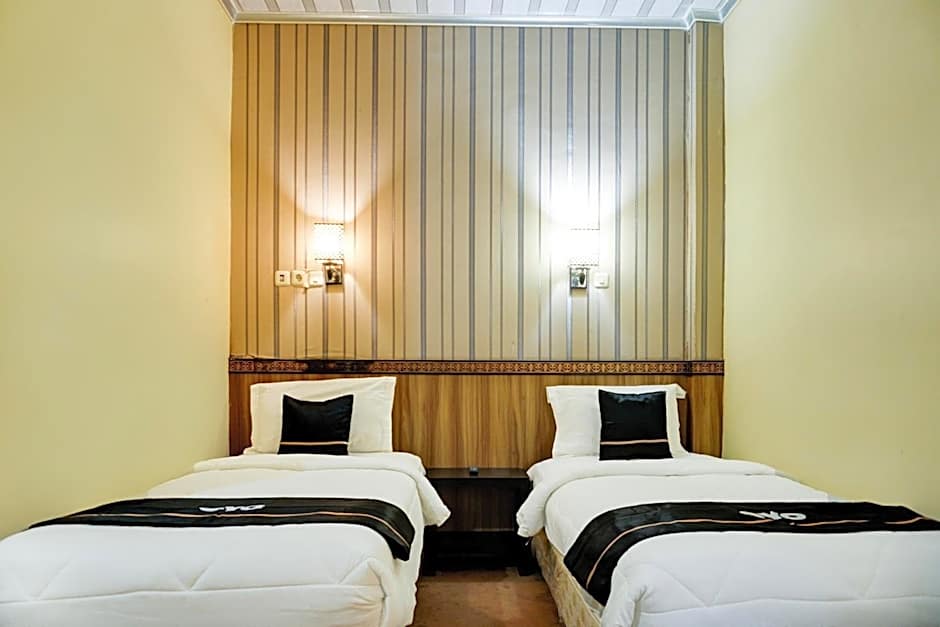 Collection O R.Sukamto Near Palembang Trade Center Mall