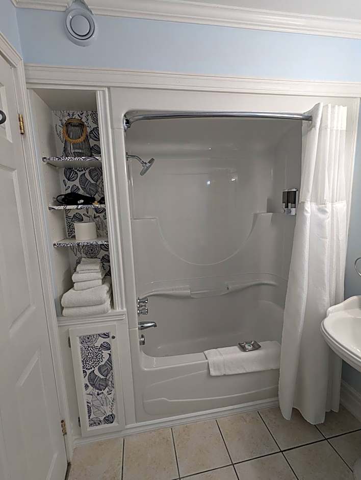 The Parrsboro Mansion Inn