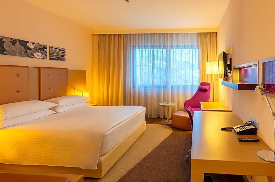 DoubleTree By Hilton Oradea