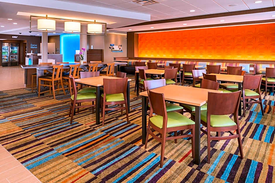 Fairfield Inn & Suites by Marriott Huntington