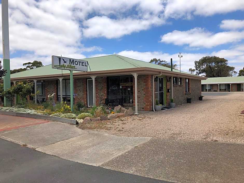 Lake Albert Motel