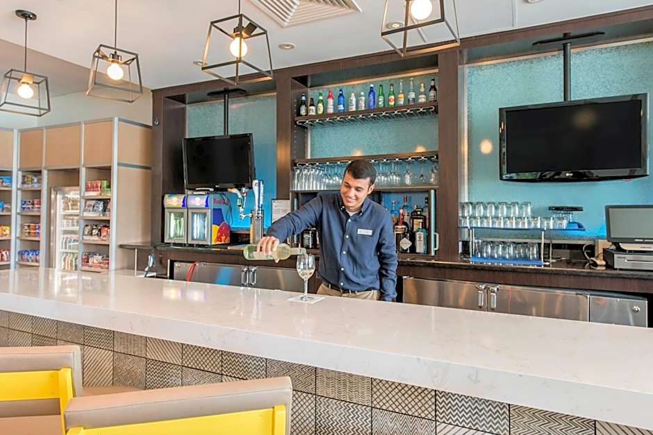 Holiday Inn Orlando Disney Spring Area By IHG