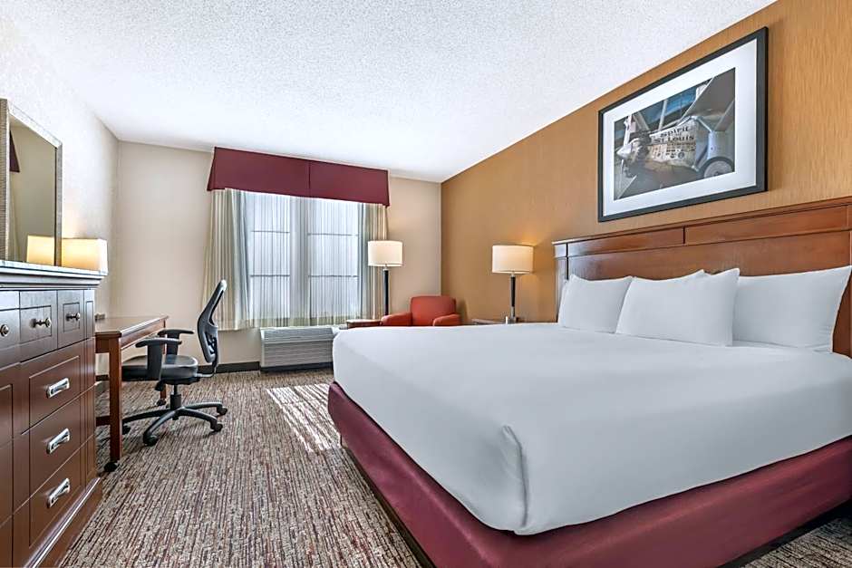 Drury Inn & Suites St. Louis near Forest Park
