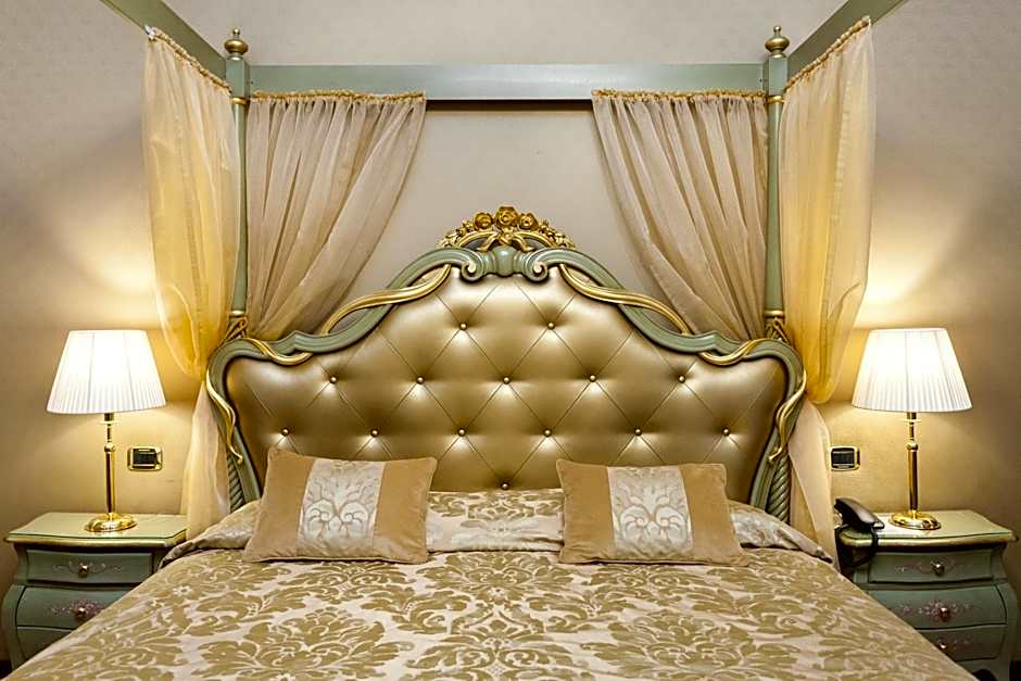 Photo 1 of 7 of Junior Suite