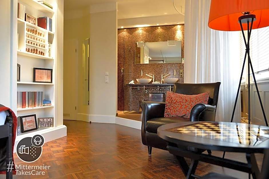 Villa Mittermeier, Hotellerie und Restauration