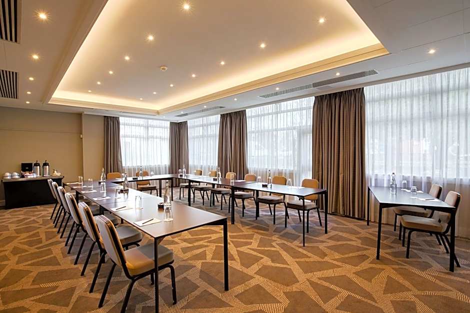 DoubleTree By Hilton London-Ealing Hotel