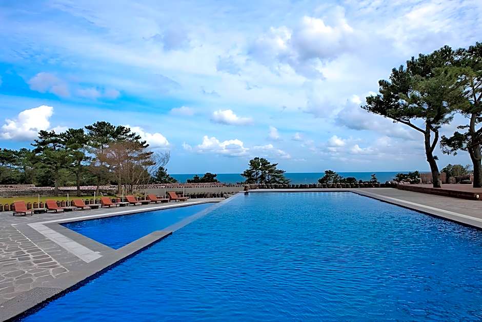 Tops10 Villa De Aewol