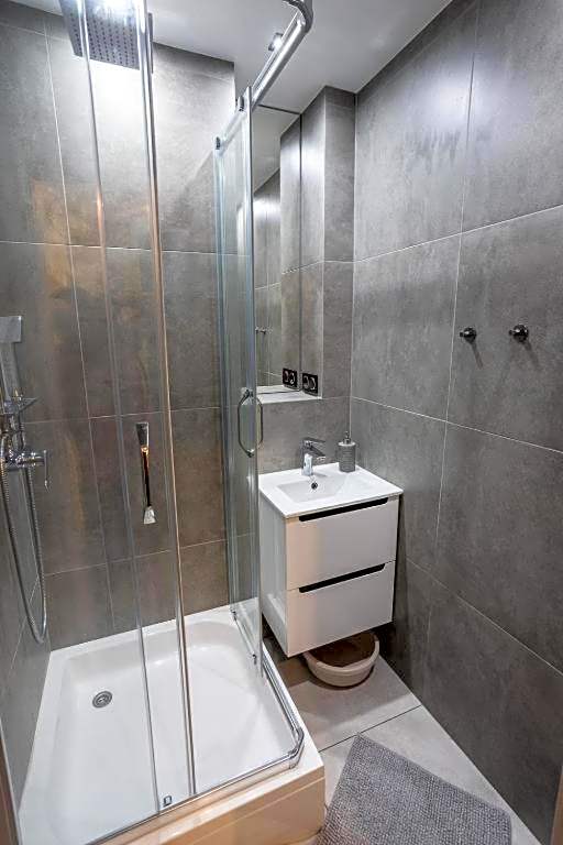 Rooms Center - dworzec PKP, rynek Wrocław