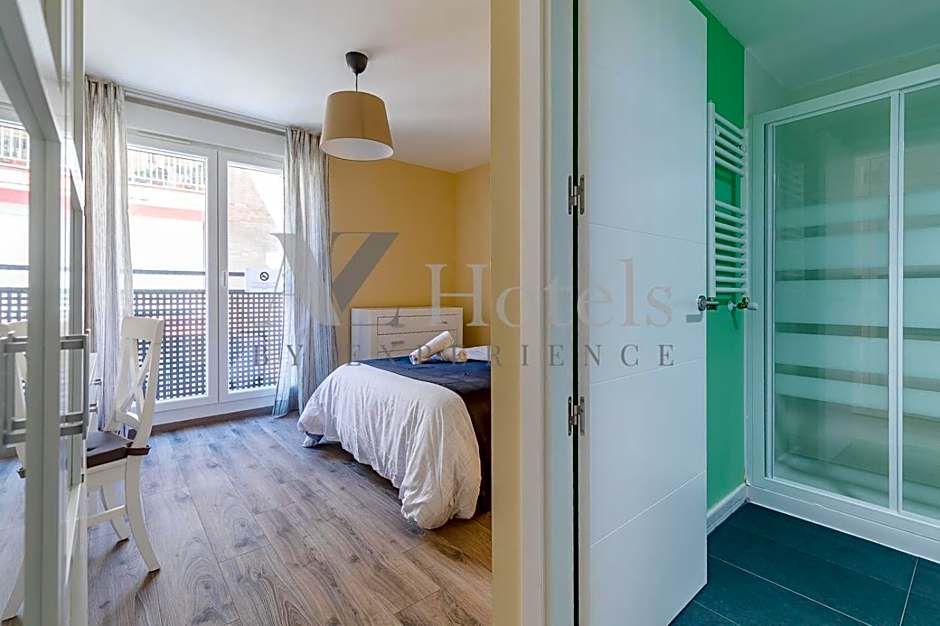 AYZ Villegas - Auto check-in property