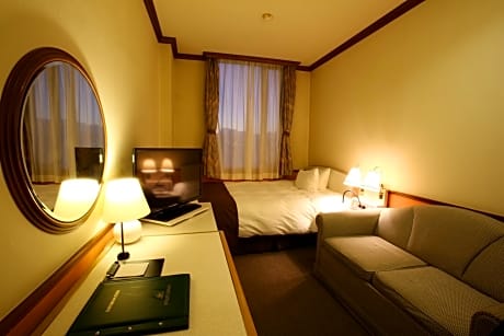 Triple Room - Smoking