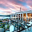 Hotel Vis a Vis