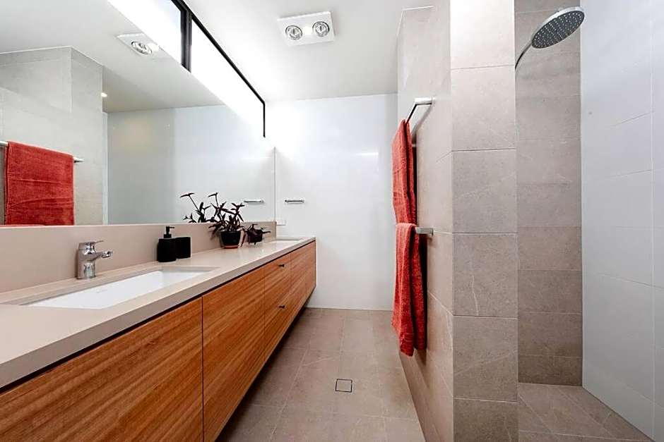 SUNSET CLIFFS luxury stay at Maslin Beach