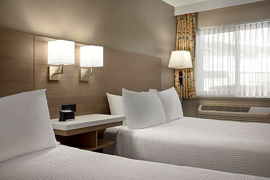 Days Inn by Wyndham Kelowna