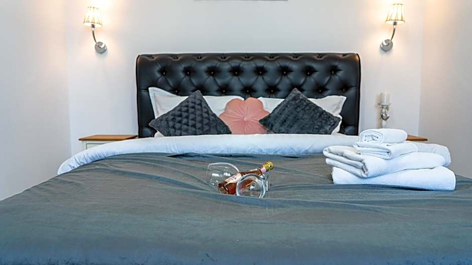 Avenue Parliament Old Town - Avenue Hotels