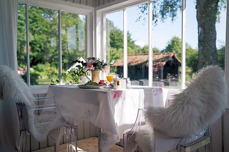 Peetri talu klaaskuplid Haapsalu lähedal