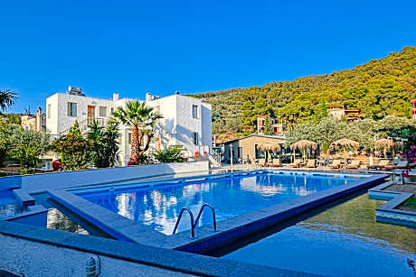 Cascade Holiday Resort