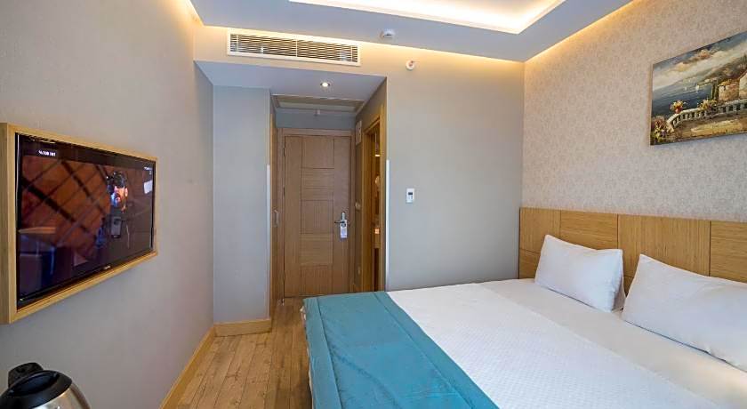 The Meretto Hotel LALELi